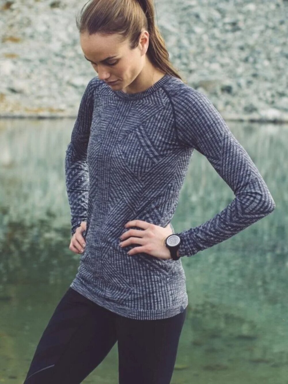 Lululemon Rest Less Pullover Heathered Cadet Blue, Size 6